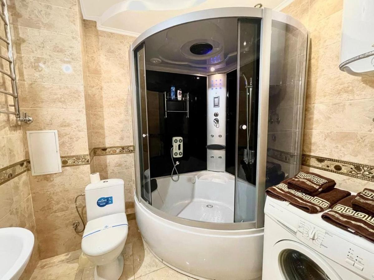 Luxcityapart On Olievskaya Киев Екстериор снимка