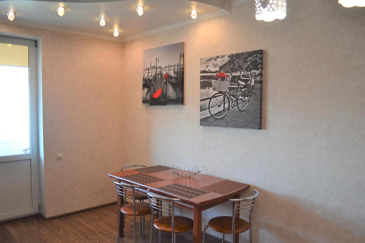 Luxcityapart On Olievskaya Киев Екстериор снимка