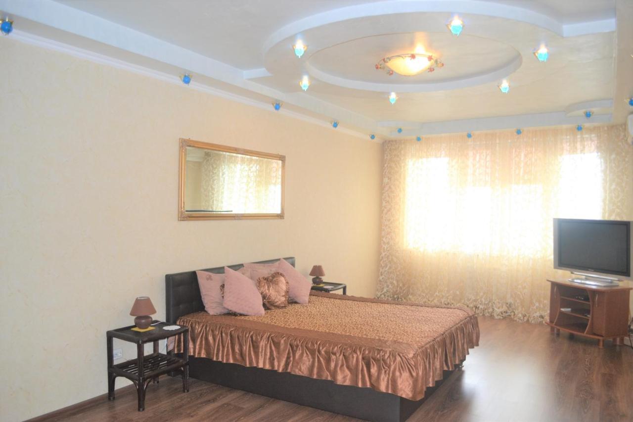 Luxcityapart On Olievskaya Киев Екстериор снимка